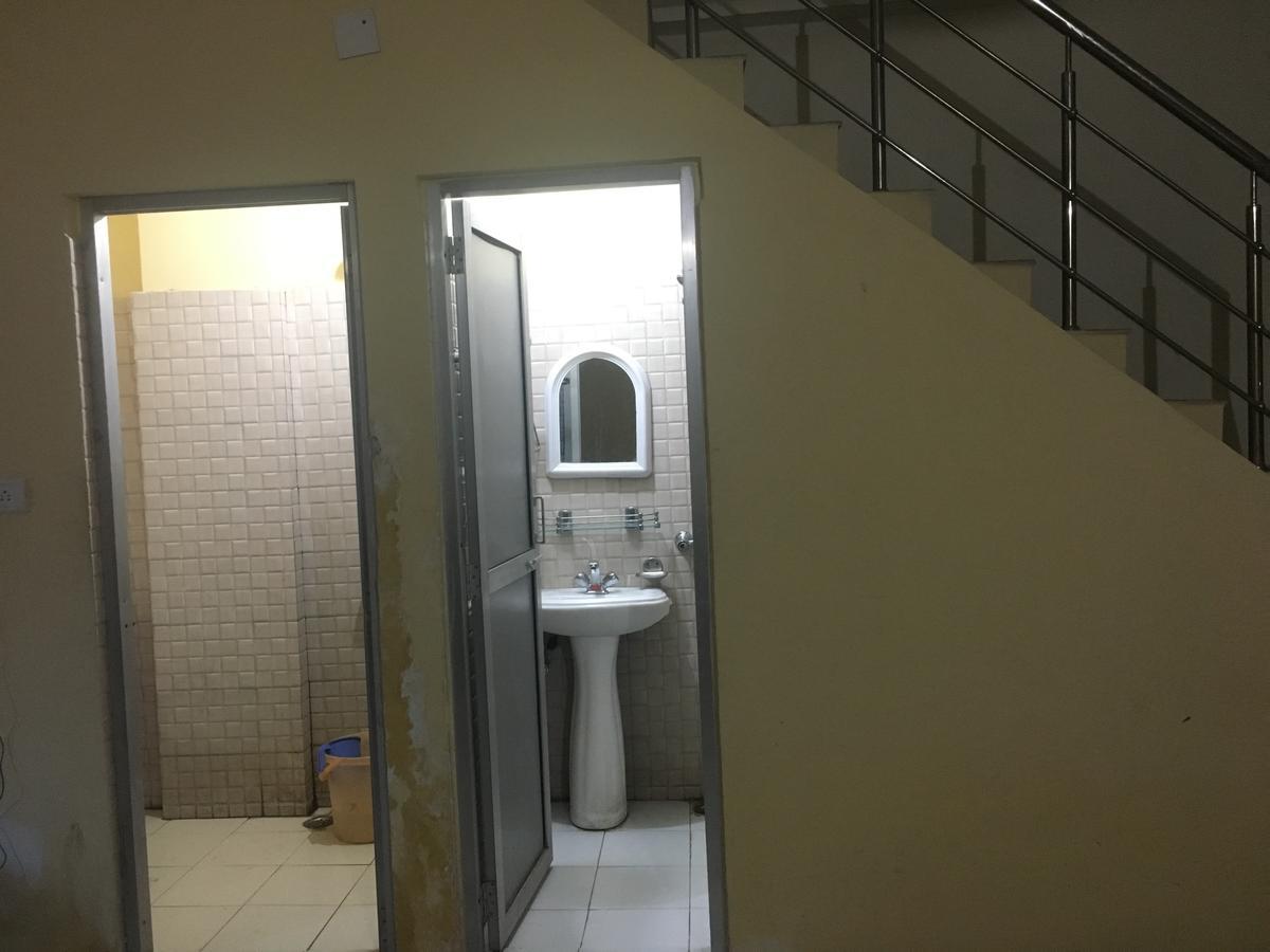 Oyo 12976 Hotel New Fiza Jammu Eksteriør billede