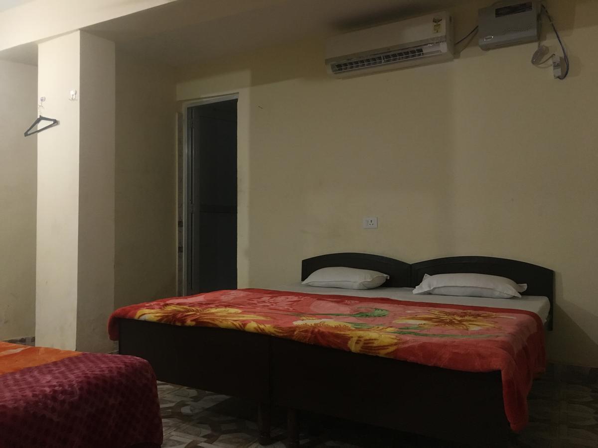 Oyo 12976 Hotel New Fiza Jammu Eksteriør billede