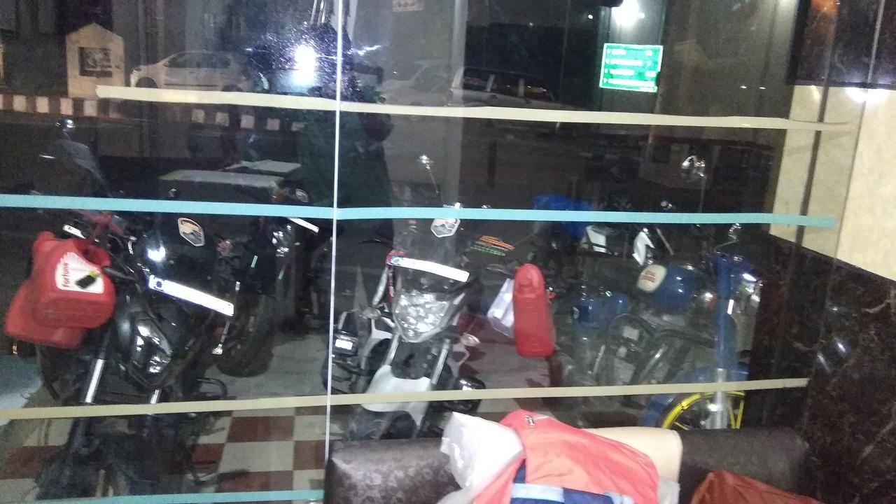 Oyo 12976 Hotel New Fiza Jammu Eksteriør billede